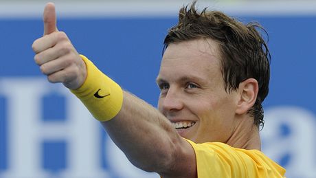 Tomá Berdych se raduje z postupu do dalího kola Australian Open