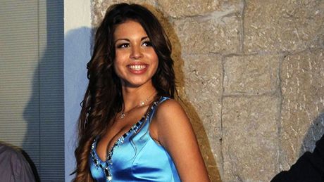 Karima El Mahrougová pezdívaná Ruby na diskotéce v Janov (11. listopadu 2010)