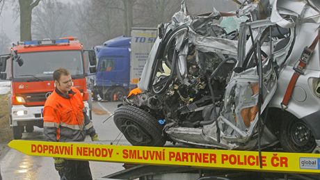 Tragickou nehodu mezi Netebicemi a Veleínem nepeil idi Toyoty. 