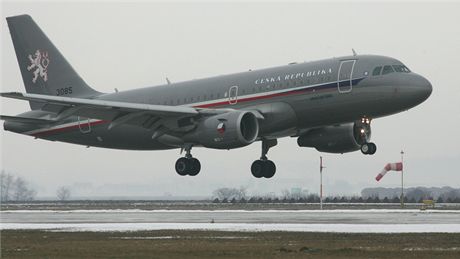 Letoun Airbus A-319 CJ na smíeném letiti v Bochoi u Perova.