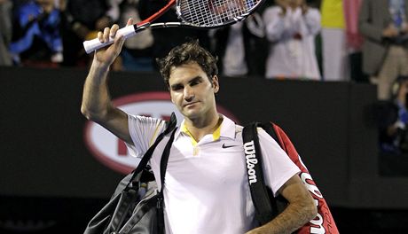Roger Federer se louí s diváky po semifinálové poráce na Australian Open