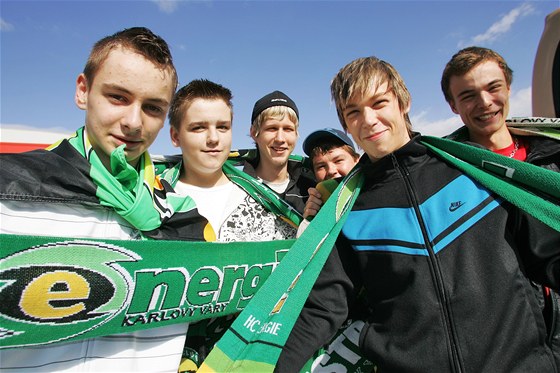 Fanouci budou pítí úterý demonstrovat na podporu hokeje v Karlových Varech.