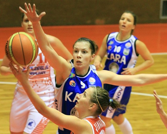 Basketbalistky Studánky se nemusí sestupu bát, liga basketbalistek se bude roziovat.