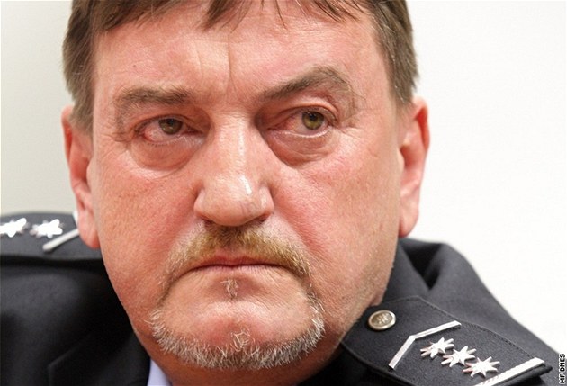 �editel policie ve Zlínském kraji Bed�ich Koutný.