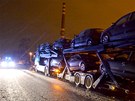 Ti Nmci zemeli po stetu kamionu s osobním autem u Frantikových Lázní. (26.1. 2011)