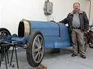 Ladislav Samoh�l u veter�nu Bugatti 35 