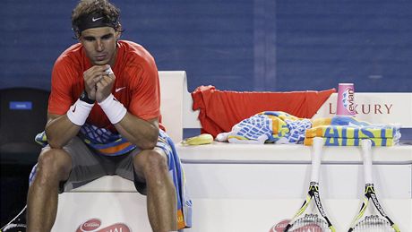 Smutný Rafael Nadal u ví, e tvrtý grandslam v ad nevyhraje