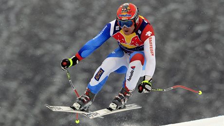 Didier Cuche na trati Hahnenkamm v Kitzbühelu, kde vyhrál u potvrté závod ve sjezdu.