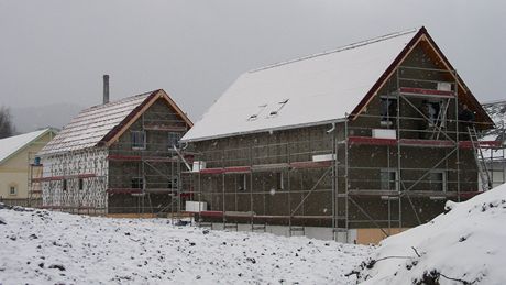 Výstavba dom v Hrádku nad Nisou z flexibuildových desek a sendvi