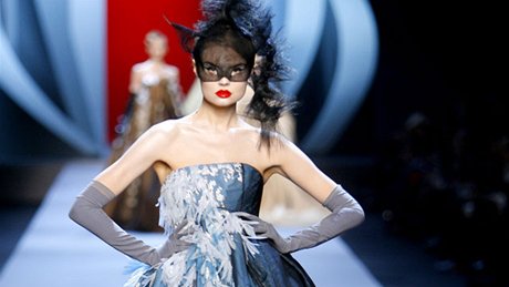 Haute couture pehlídka Dior, jaro-léto 2011