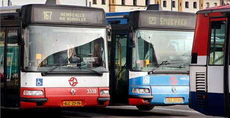 Lidé chtjí, aby linka 123 jezdila opt a na Kníecí. Ropid ale nesouhlasí.