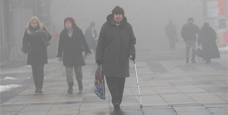 Ostrava zahalená ve smogu. (Smínek z ledna 2011.)