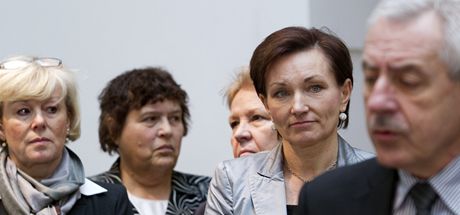 Ministr zdravotnictví Leo Heger a prezidentka eské asociace sester Dana Jurásková