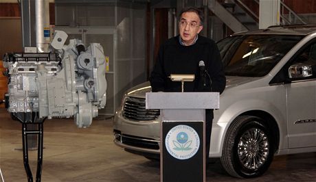 Sergio Marchionne oznamuje spolupráci s EPA.