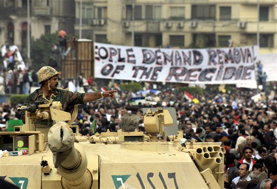 Protivládní demonstrace v egyptské Káhie (1. února 2011)