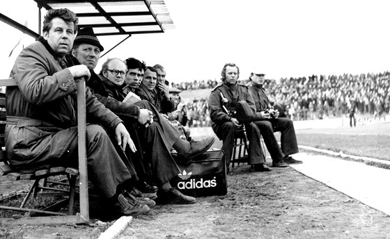 Legenda na brnnské lavice Josef Masopust (vlevo) byl svého asu nejlepím hráem Evropy, pozdji slavil úspchy i jako trenér. 