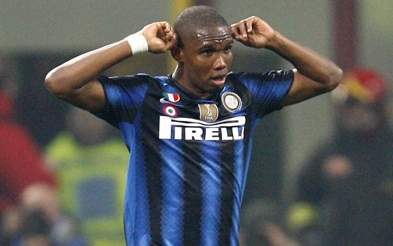 GÓLOVÁ RADOST. Kameruský útoník Samuel Eto'o, stelec Interu Milán, se raduje ze své trefy