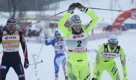 Vesna Fabjanová vítzí ve sprintu SP v ruském Rybinsku.