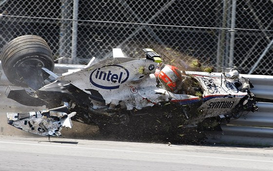 Robert Kubica se v roce 2007 vracel k závodní po tké havárii v Kanad.