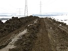 Energetici opravující vedení vysokého naptí zpsobili kody na pozemcích zemdlc u Dolní Lukavice na jiním Plzesku