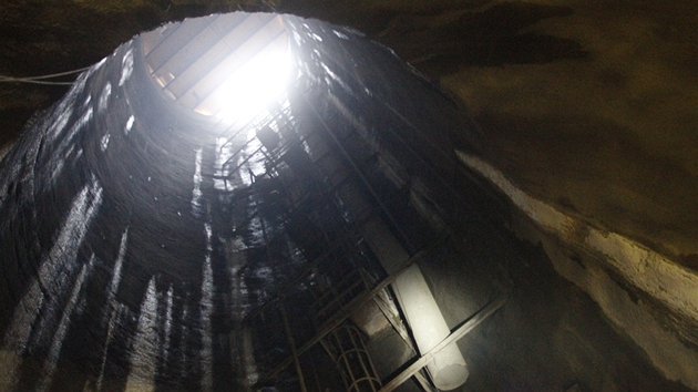 Tunel Blanka - Tudy jsou spaliny odváděny ven na zemský povrch.