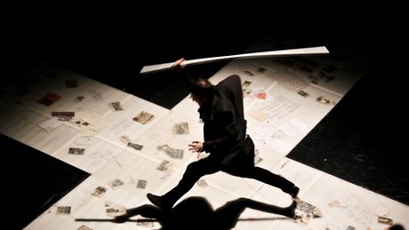 Z p�edstavení UP´END´DOWN