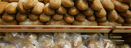 Chléb je jednou ze sedmi vcí, kterým zstane zachována sníená sazba DPH.