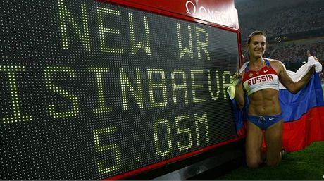 Ruská tykaka Jelena Isinbajevová pekonala v Pekingu svtový rekord.