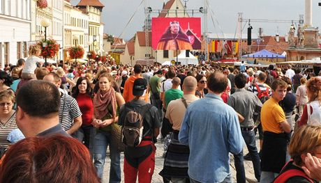 Vinobraní je ve Znojm, Velkých pavlovicích i Mikulov tradiní záleitostí. Ve Znojm má ale nahnutý osud.