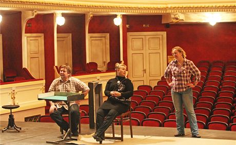 Slezsk divadlo v Opav prolo velkou rekonstrukc, nyn se po pl roce znovu oteve divkm.