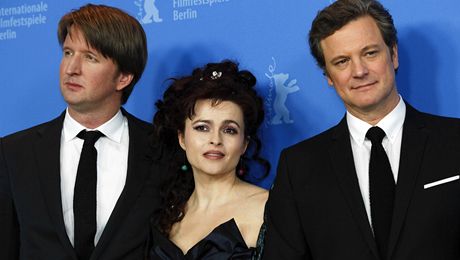 Berlinale 2011 - delegace k filmu Kings Speech (zleva) T. Hooper, H.B. Carterov a C. Firth