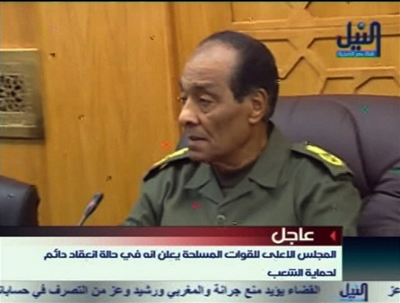 O osudu Mubaraka jednal generální táb v ele s ministrem obrany Muhammedem Tantávím  (10. února 2011)