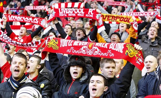 Liverpool: Fanouci na stadionu Anfield