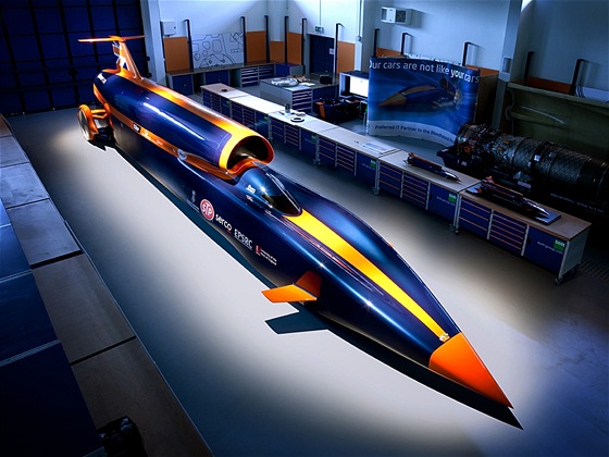 Bloodhound supercar