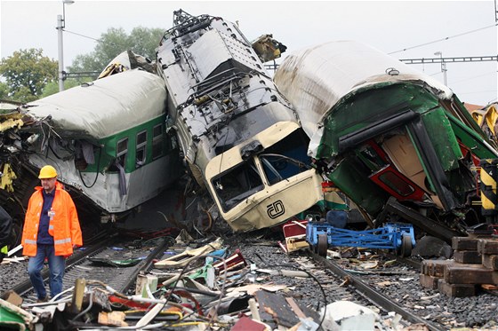 Tragická železniční nehoda ve Studénce na Novojičínsku (8. srpna 2008)