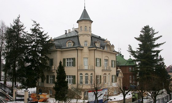 Becherova vila v Karlových Varech. 