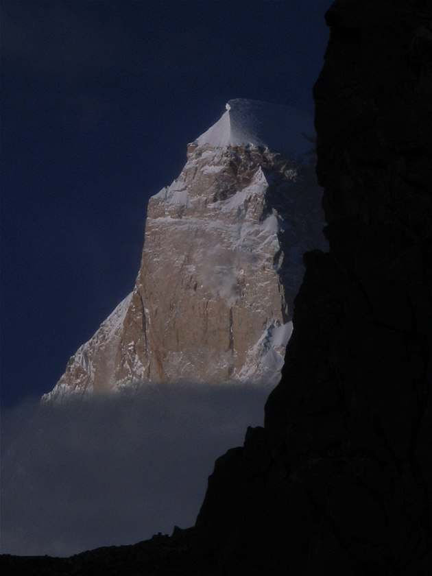 První ást svého projektu etí horolezci zvládli. Jak dopadnou v Afghánistánu a Nepálu?