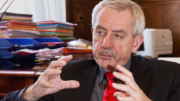 Ministr zdravotnictví Leo� Heger