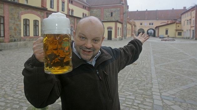 Petr Stupka pedstavuje pivo z nejstarího jihoeského pivovaru, teboského Regentu. Ten byl zaloen u roku 1379.