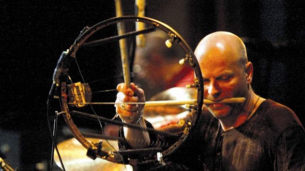 Radokovu cenu za divadelní hudbu by mohl získat i skladatel a bubeník Pavel Fajt