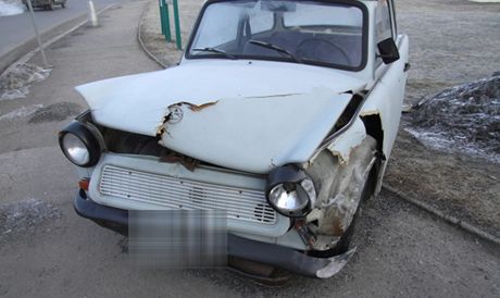 Nehoda trabantu v Úpici na Trutnovsku