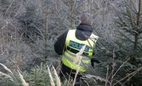 Policisté pátrali po en od pondlního odpoledne, akci u mohli odvolat (ilustraní foto).