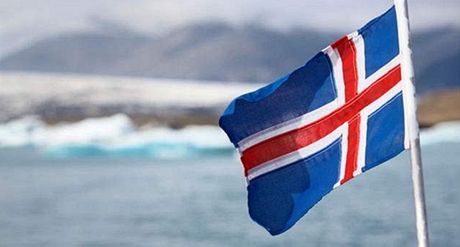 Islandská vlajka.