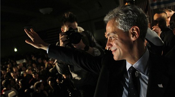 Starostou Chicaga byl zvolen bývalý éf poradc amerického prezidenta Baracka Obamy Rahm Emanuel.