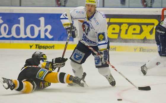 V dresu Plzně se Jaroslav Modrý ukázal letos na jaře. Poté ukončil kariéru. Hokej mu však chybí více, než předpokládal.