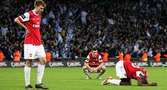 MARNOST. Arsenal si ve finále Ligového poháru vytvoil místy a drtivý tlak, trofej ale nakonec slavil Birmingham. 