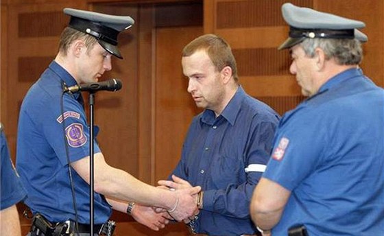 Heparinový vrah Petr Zelenka v nemocnici v Havlíčkově Brodě před pěti lety...