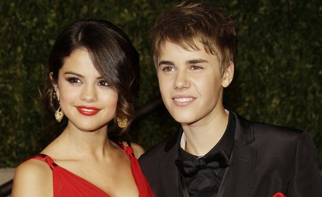 Justin Bieber a Selena Gomezová (2011)