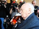 Otakar Vávra slavil 28. února 2011 v praském Mánesu své 100. narozeniny 