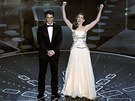 Moderátorská dvojice: Anne Hathawayová a James Franco